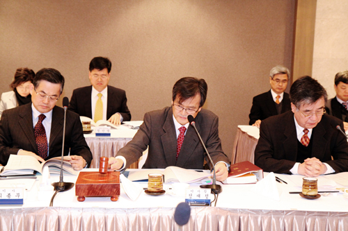 2010年度財団理事会の開催