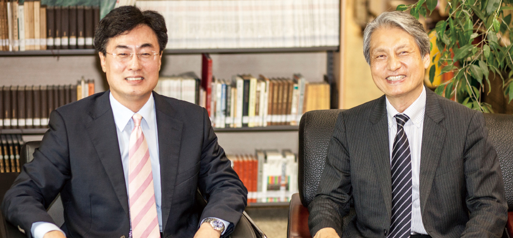 First Director of Waseda University's Korean Studies Center Lee Jong-Won Answers Questions About Solutions to Historical Issues Between Korea and Japan and Visions for the Future "Northeast Asia at a Historical Turning Point Needs to Seek Historical Reconciliation from a Big-Picture Perspective"