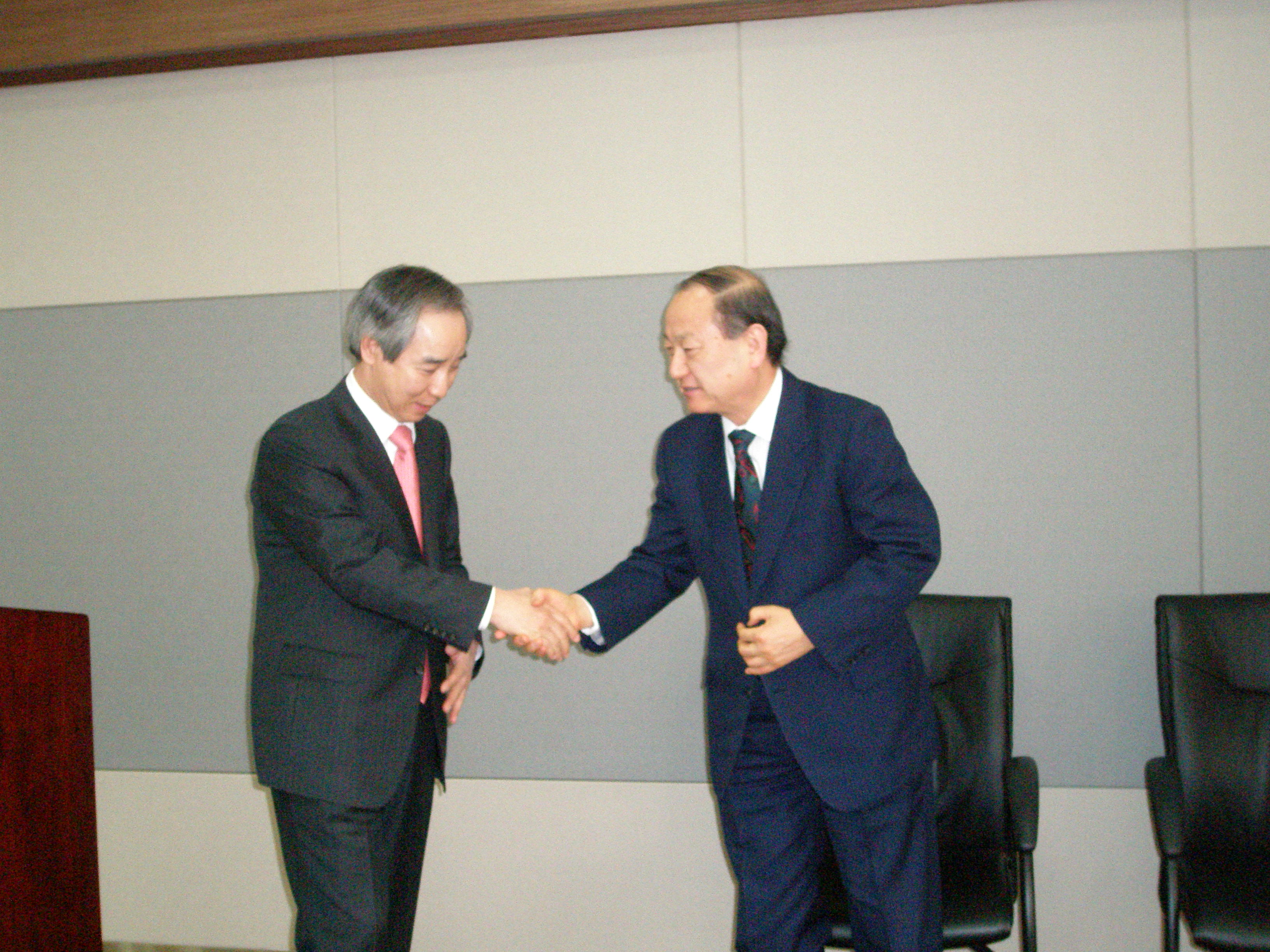 事務総長の離任式