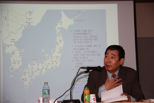 在日同胞李洋秀さんの特別講演